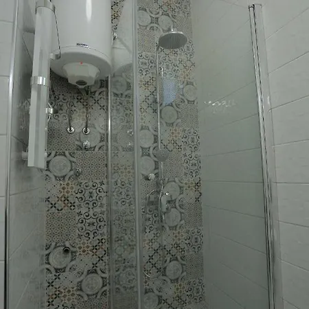 Bonanza Apartment *