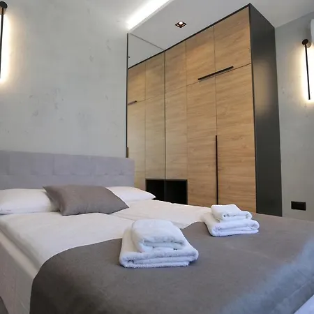 Apartment Bonanza